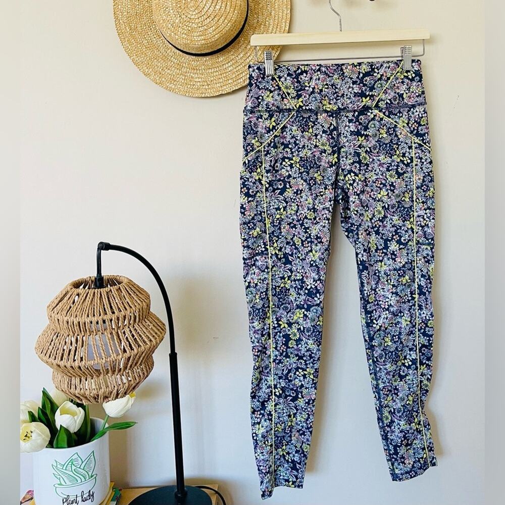 Free People Movement Mid-Rise Eden Legging Floral - Picture 4 of 8